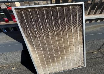 Un filtro F7 obstruido que no se sustituya a tiempo puede provocar un aumento del consumo eléctrico de hasta un 30%.